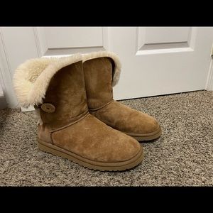 Bailey Button Ugg Boots